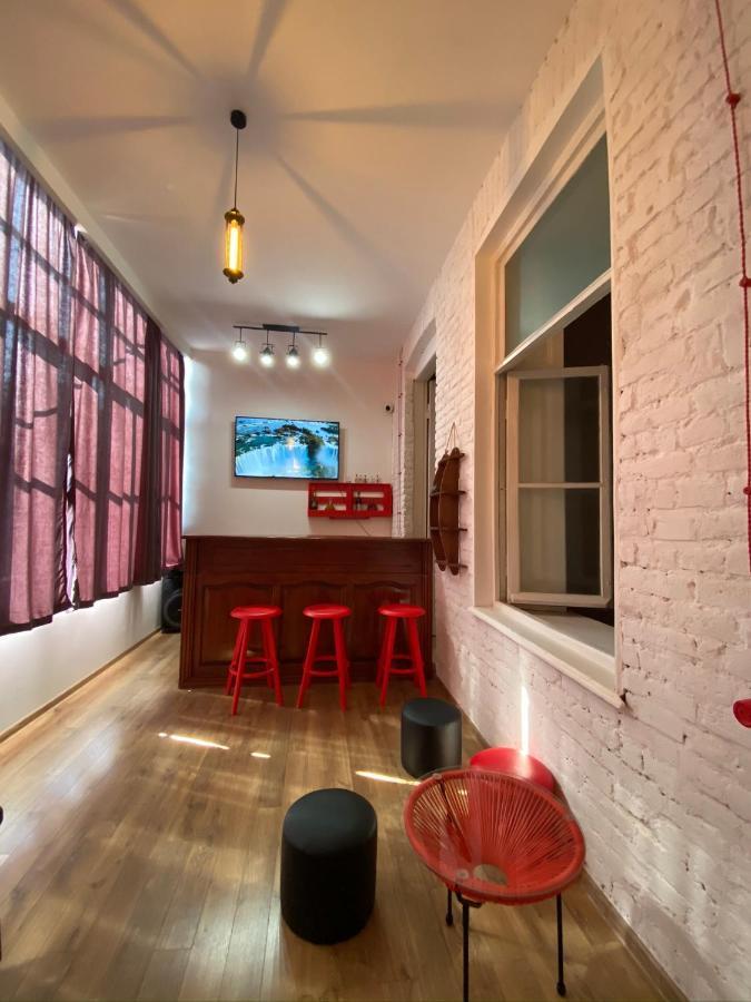 Red Door Apartment Tbilisi Exterior photo