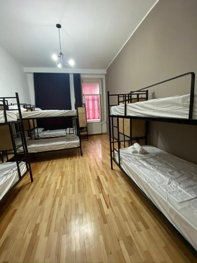Red Door Apartment Tbilisi Exterior photo