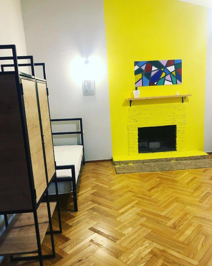 Red Door Apartment Tbilisi Exterior photo